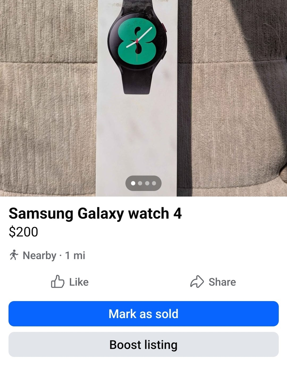 Samsung Galaxy Watch4 - Black Band with Green Watch Face
